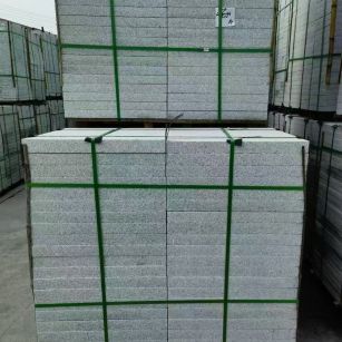 泰安 芝麻白火烧，园林广场市政工程地铺石，1.8~5.0厚均有现货