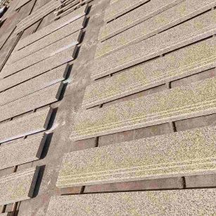 泰安 黄金麻花岗岩光面楼梯踏步