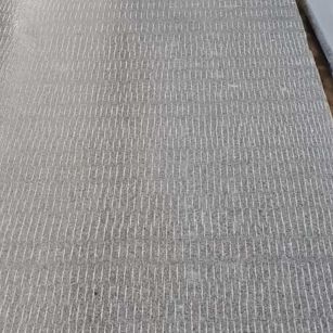 泰安 芝麻灰花岗岩斧剁面，刀斩面