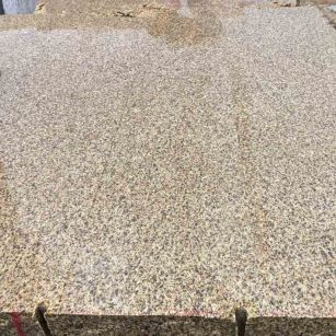 泰安 黄金麻花岗岩石材方料