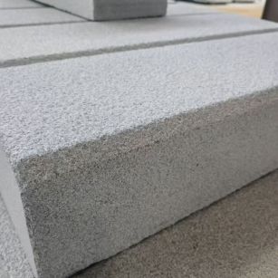 泰安 芝麻灰荔枝面路沿石