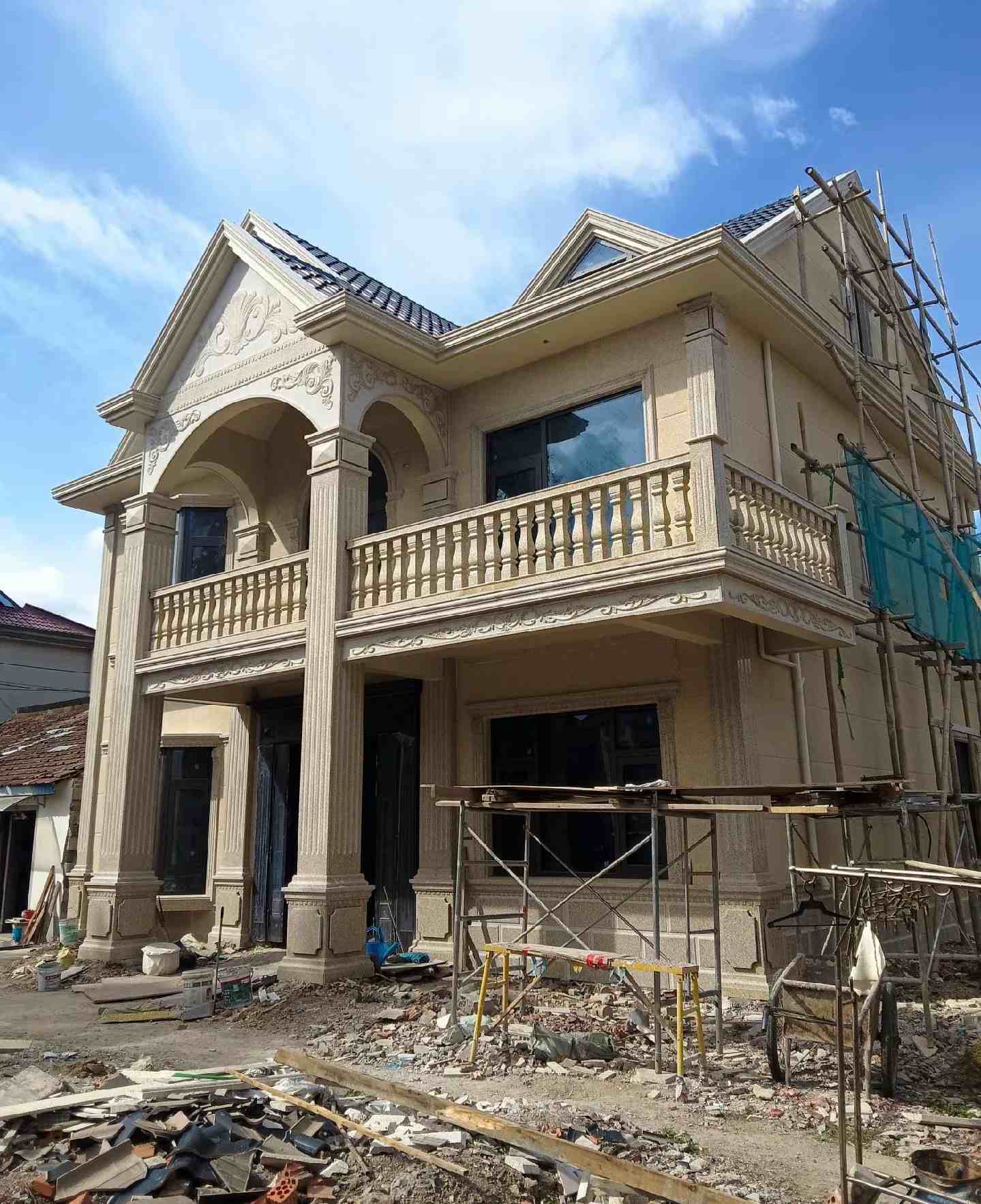 泰安 黄金麻花岗岩石材私人别墅雕花门楼柱阳台栏杆