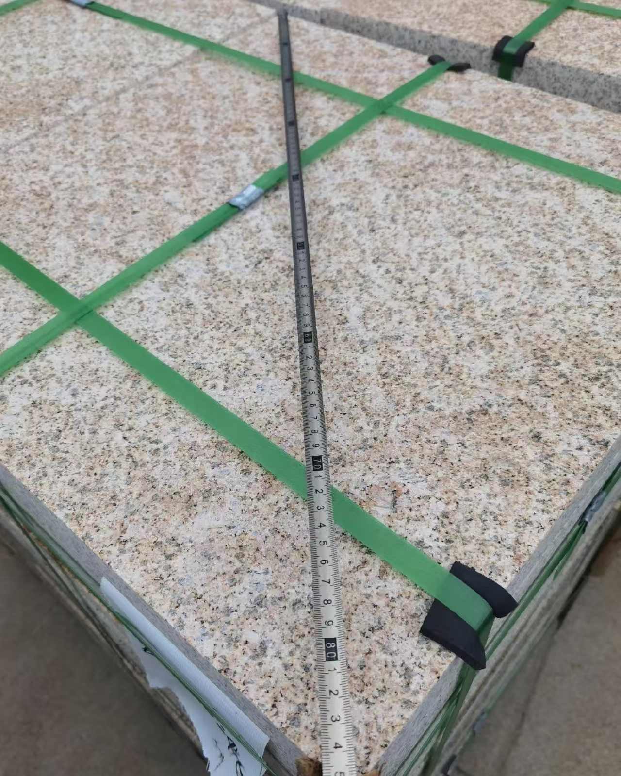 泰安 黄金麻火烧面地铺石