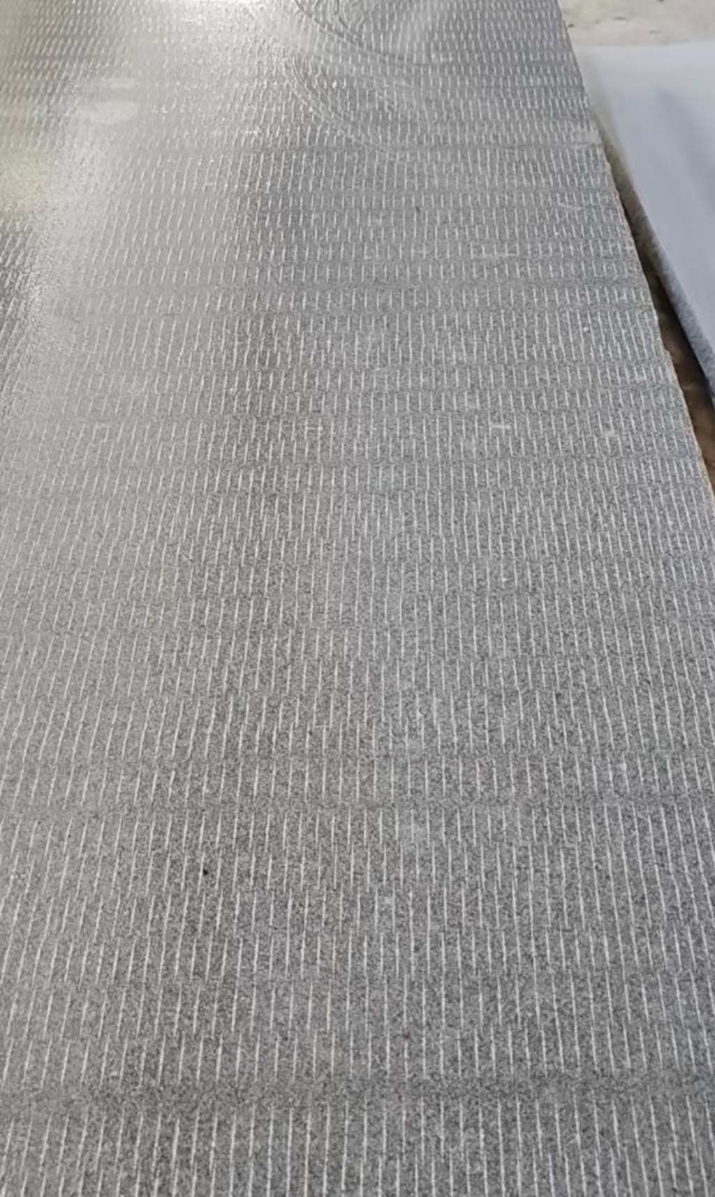 泰安 芝麻灰花岗岩斧剁面，刀斩面