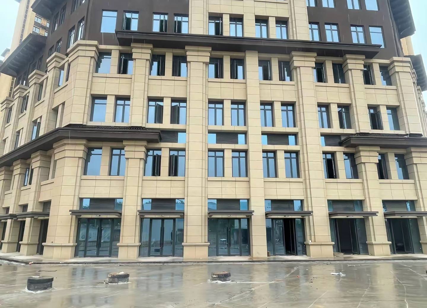 泰安 黄金麻花岗岩荔枝面小区外墙干挂