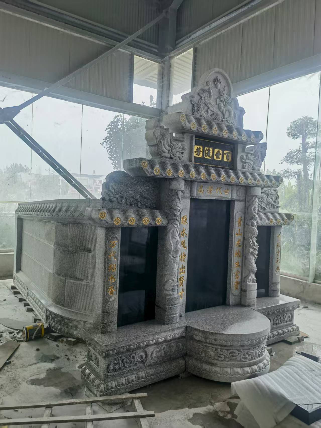 泰安 芝麻白墓碑效果展示图