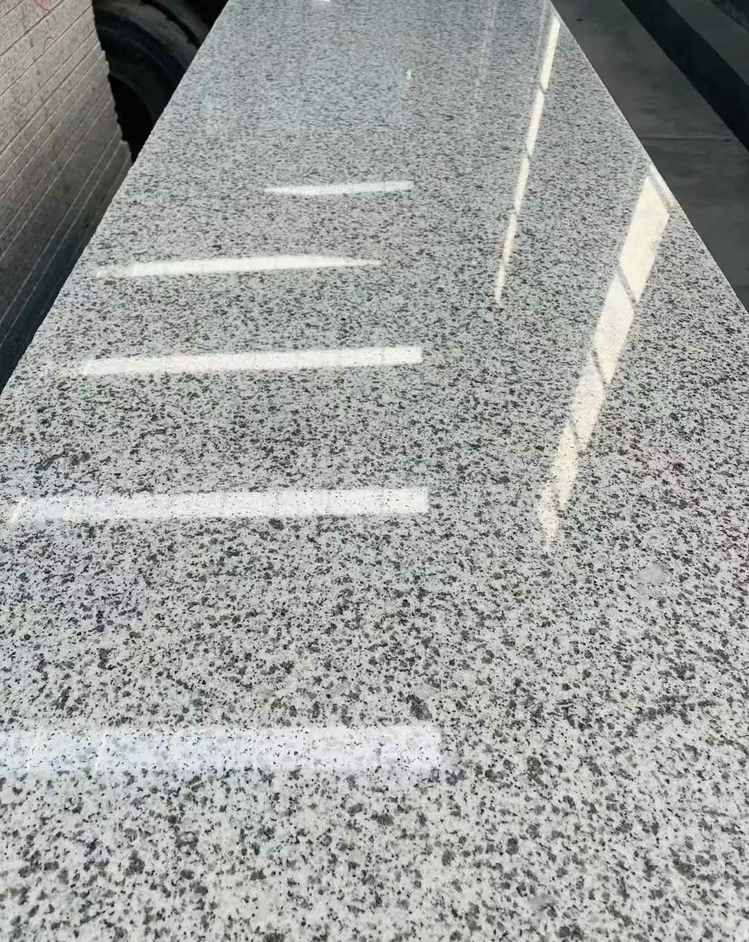 泰安 白麻花岗岩光面毛板