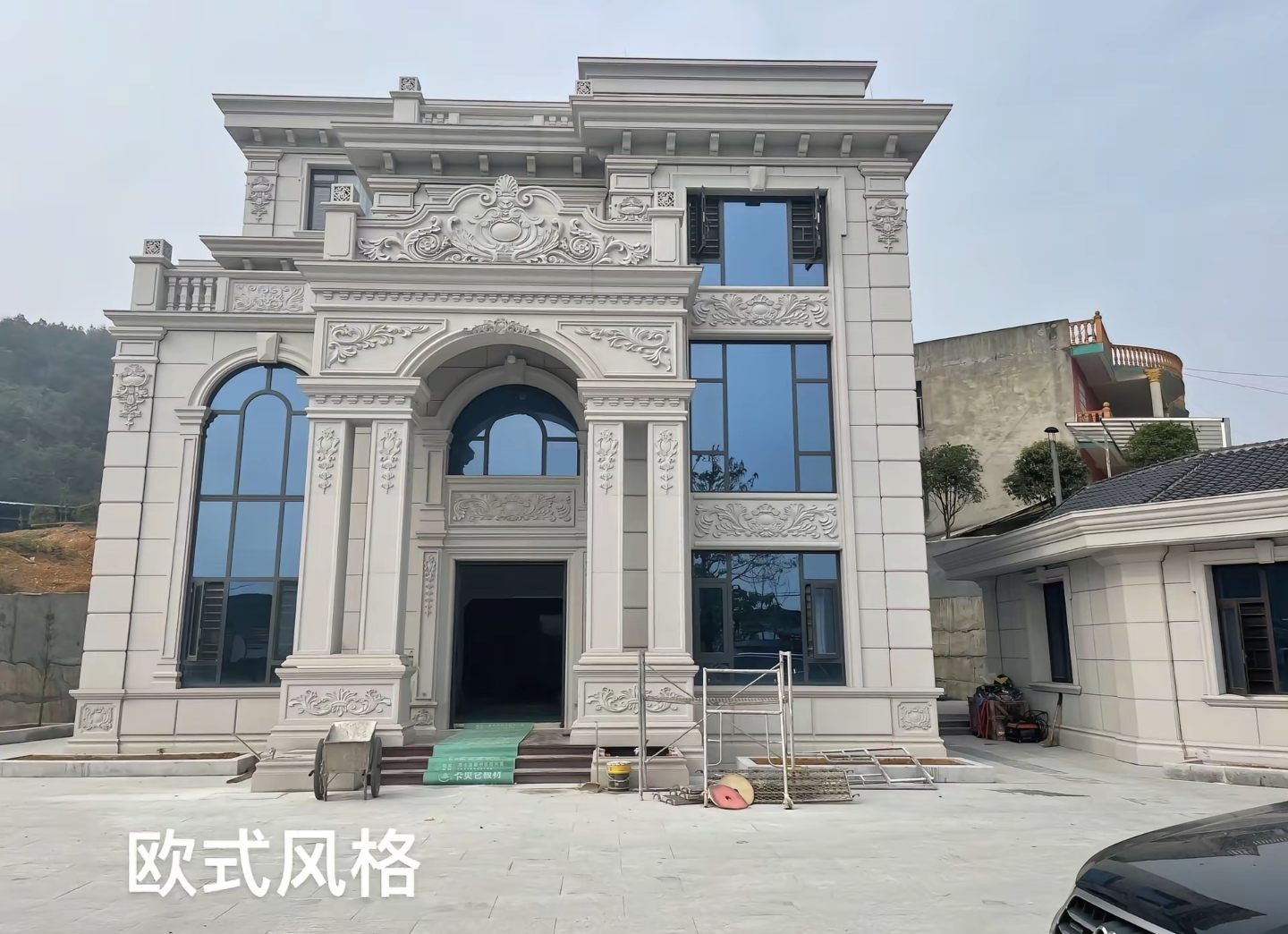 泰安 白麻花岗岩别墅外墙干挂