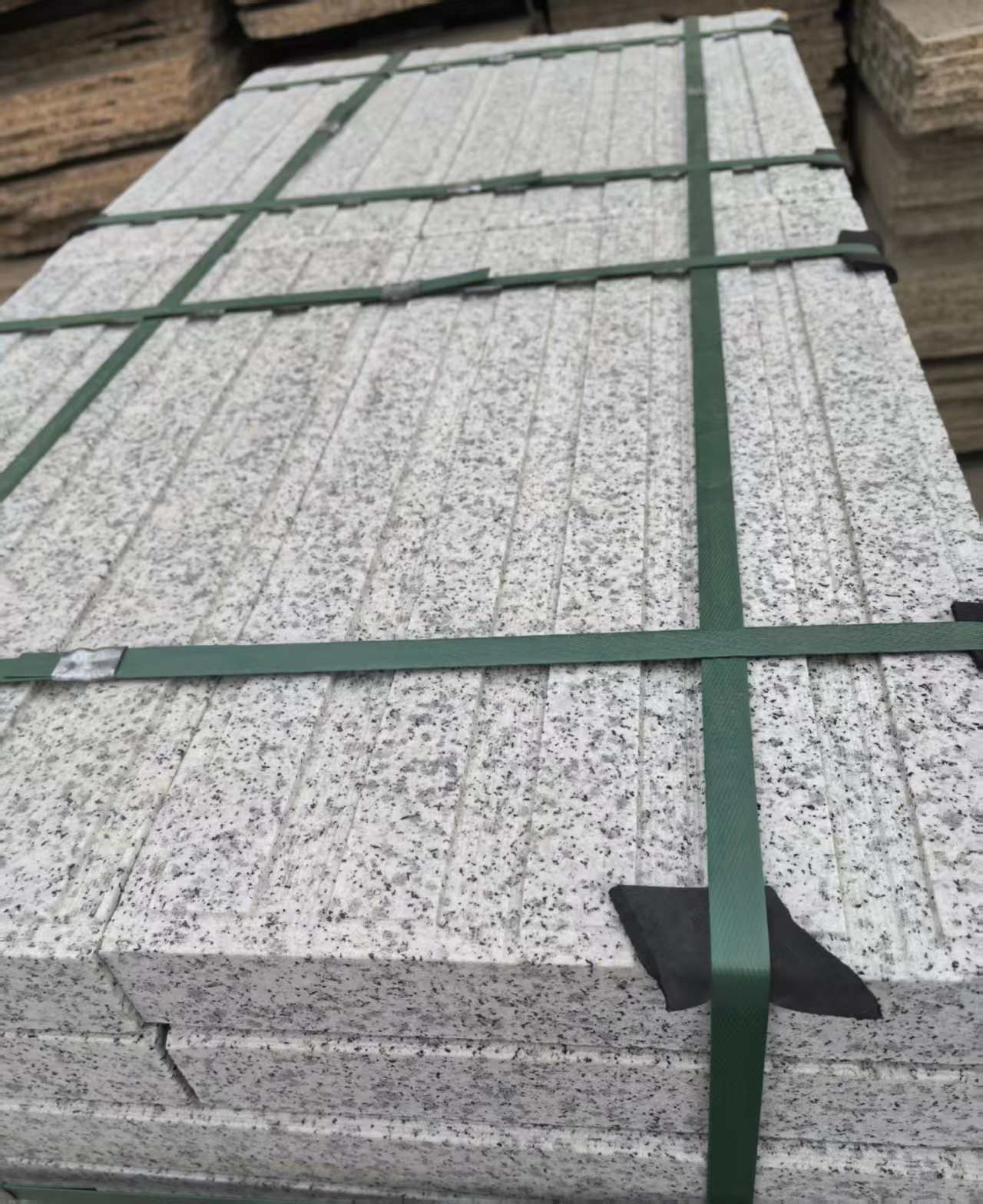 泰安 白麻花岗岩直行盲道石，盲条，地铺石